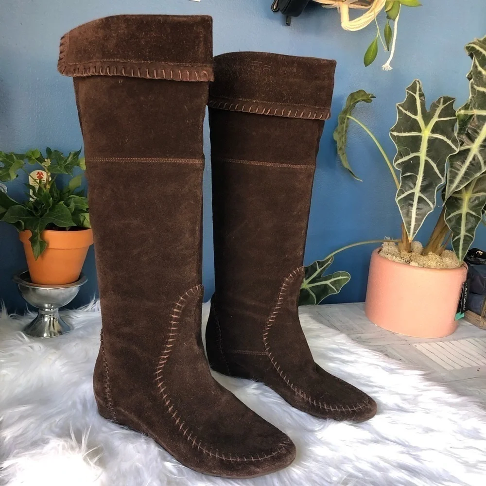 Aldo  Brown Tall Women’s Leather Fall Winter Sueded Boots size 8